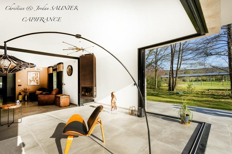 Propriété - 391 m² - 10 pièces