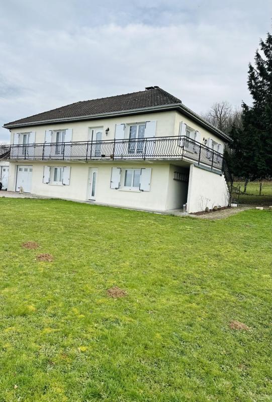 Maison - 177 m² - 7 pièces