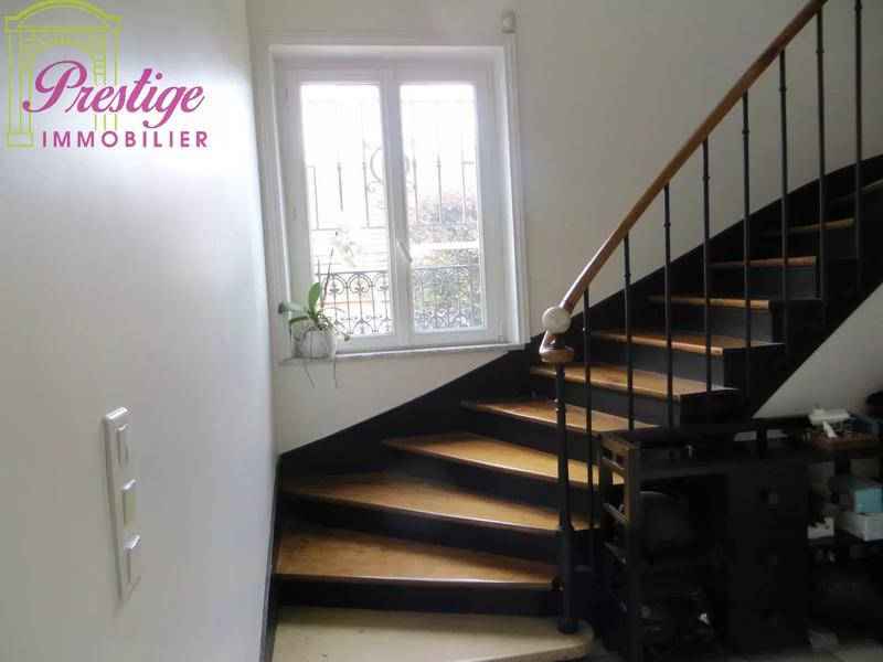 Maison - 144 m² - 6 pièces