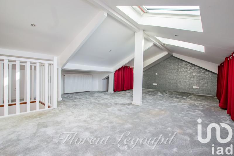 Maison - 162 m² - 6 pièces