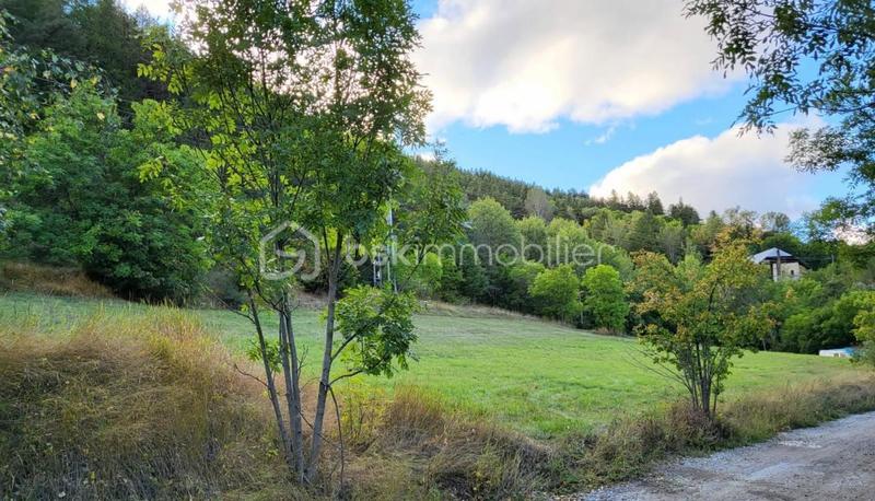 Terrain - 726 m²