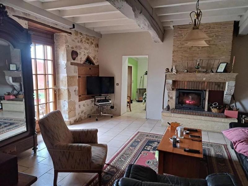 Maison en pierre - 148 m² - 7 pièces
