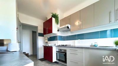 Appartement - 95 m² - 4 pièces