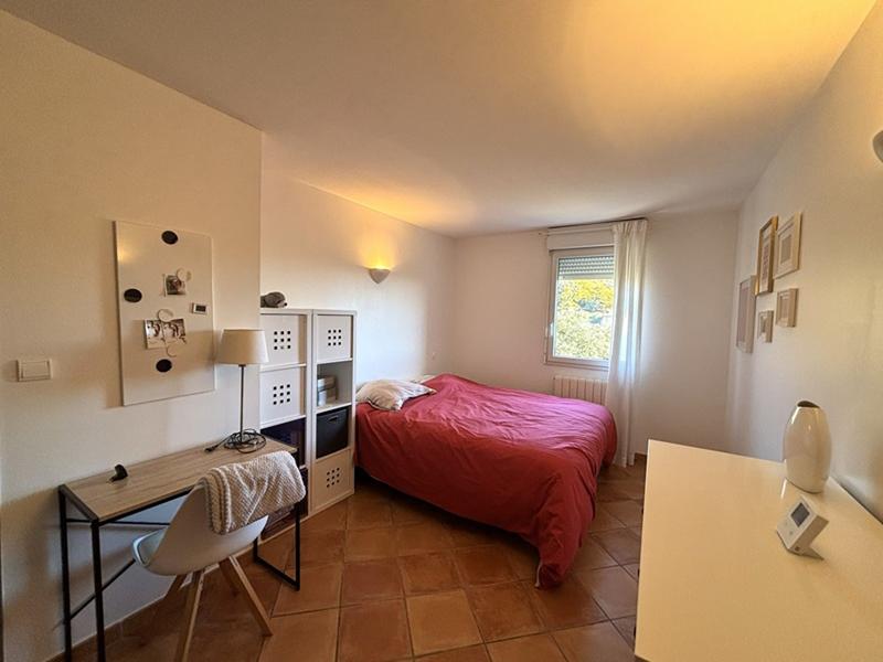 Villa - 200 m² - 5 pièces