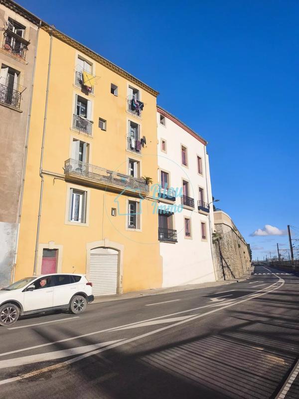 Immeuble - 215 m² - 12 pièces