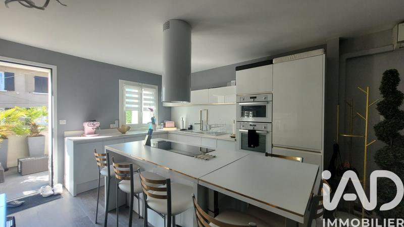 Maison - 143 m² - 4 pièces