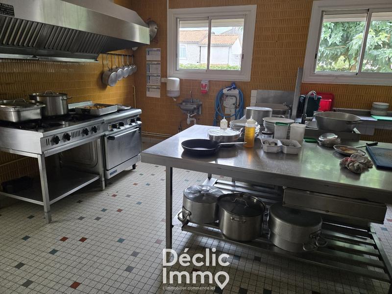 Immeuble de bureaux - 527 m²