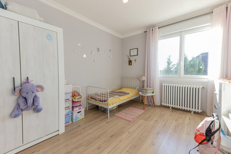 Maison - 260 m² - 8 pièces