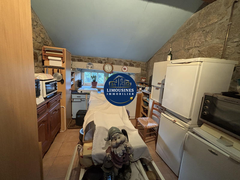 Maison - 224 m² - 8 pièces