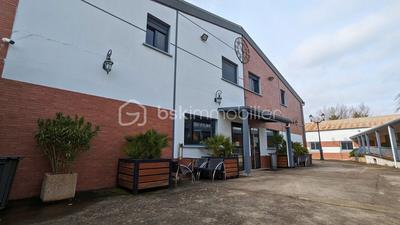 Immeuble - 1 900 m² - 30 pièces