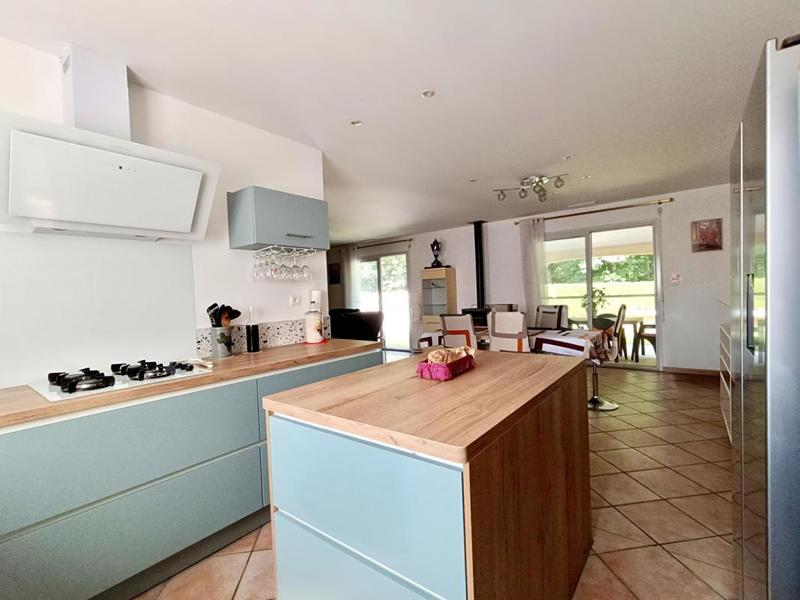 Maison - 165 m² - 6 pièces