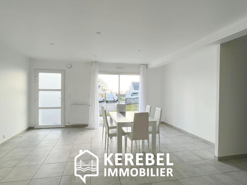 Maison - 92 m² - 5 pièces