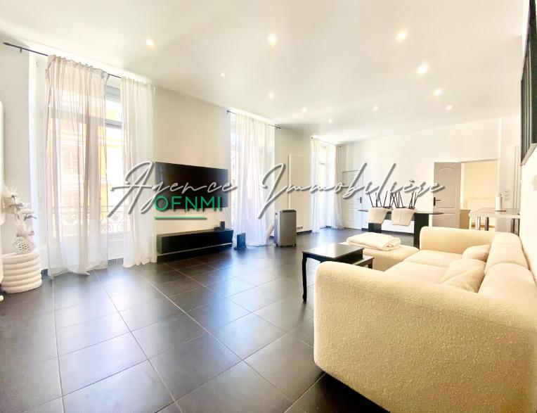 Appartement - 84 m² - 3 pièces