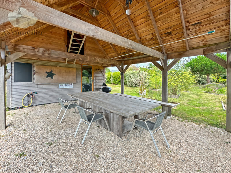 Maison - 211 m² - 15 pièces
