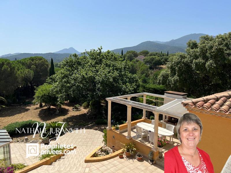 Demeure - 280 m² - 6 pièces