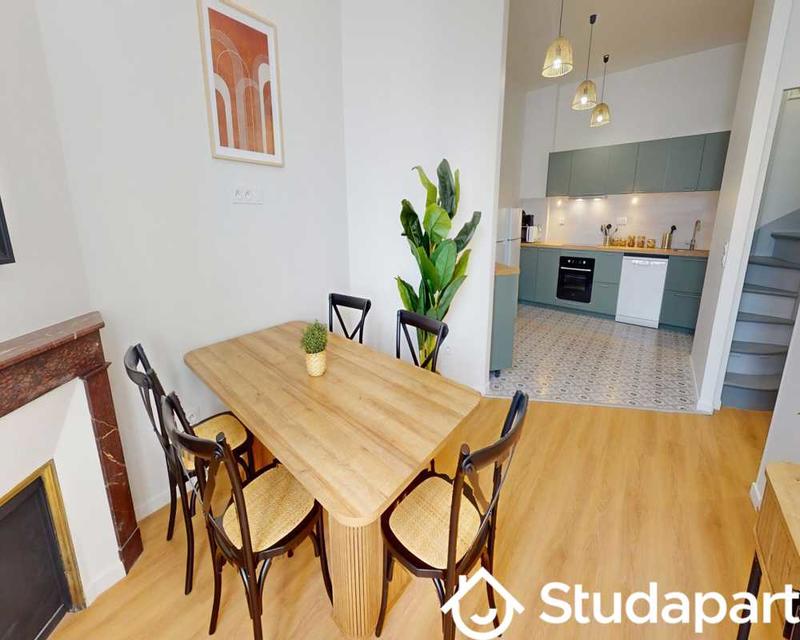 Chambre - 60 m² - 1 pièce