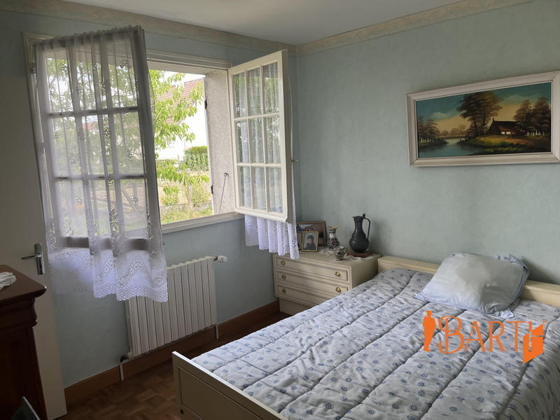 Maison traditionnelle - 179 m² - 6 pièces