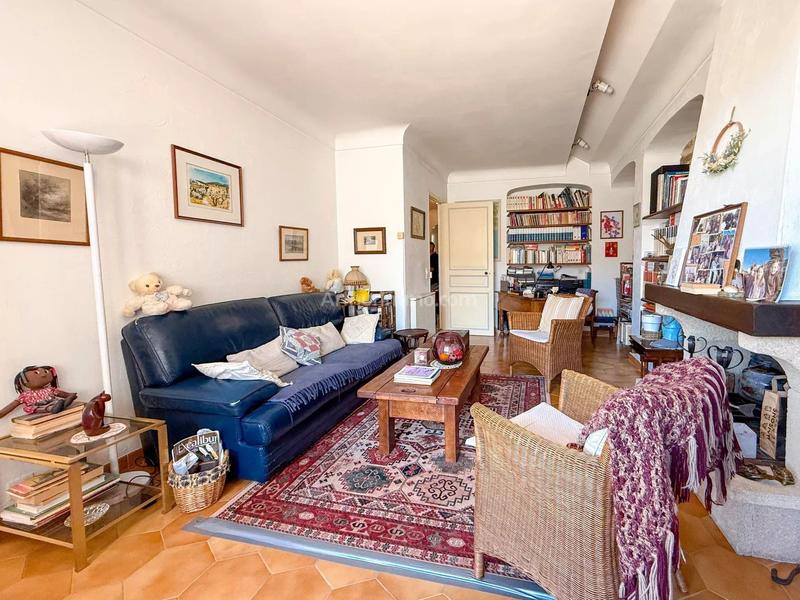 Appartement - 112 m² - 4 pièces