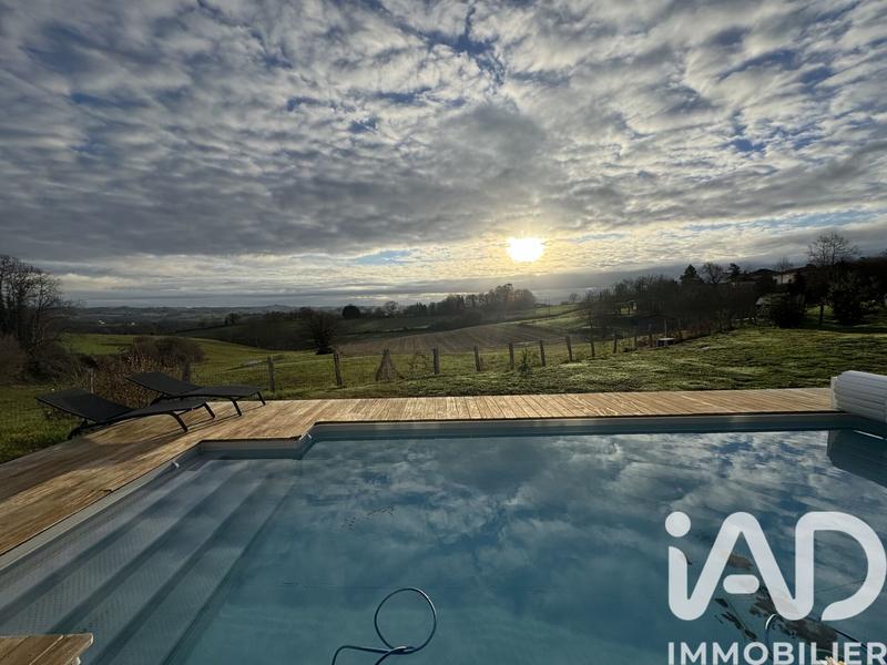 Maison - 154 m² - 5 pièces