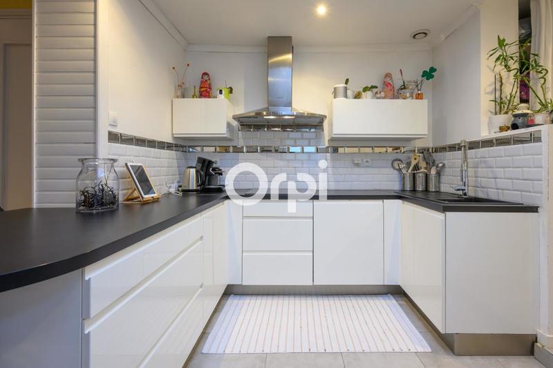 Maison - 104 m² - 4 pièces