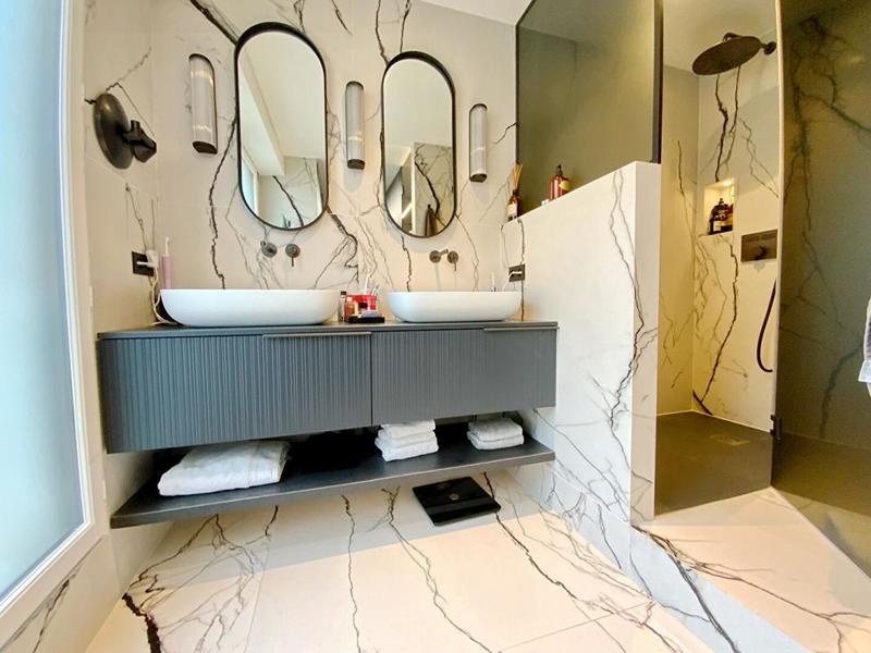 Appartement - 161 m² - 5 pièces