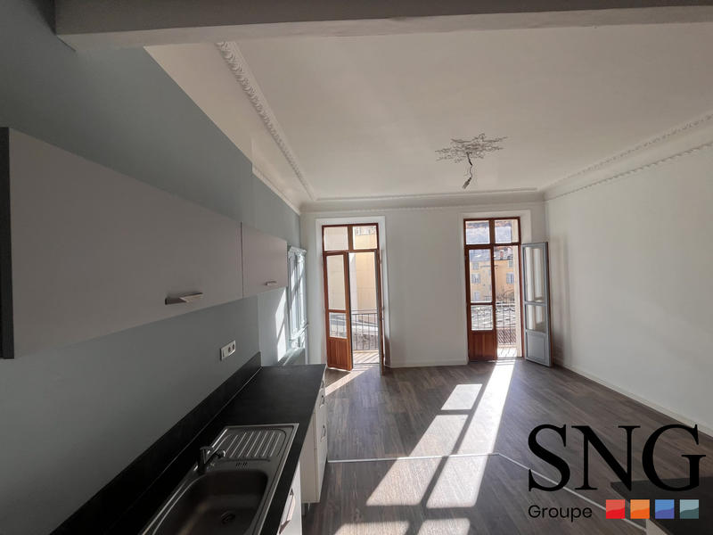 Appartement - 118 m² - 4 pièces