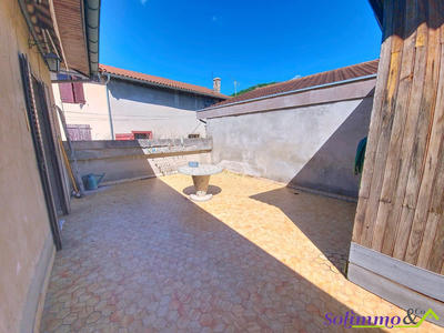 Maison - 82 m² - 6 pièces