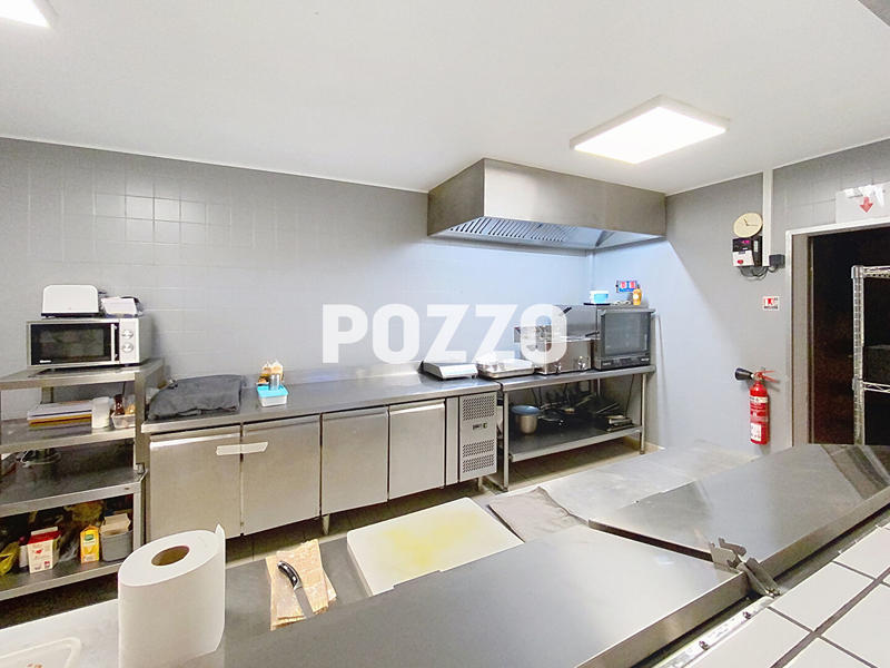 Immeuble - 7 pièces