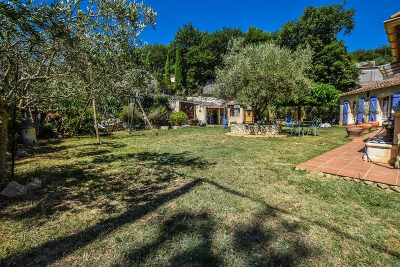 Maison - 185 m² - 5 pièces