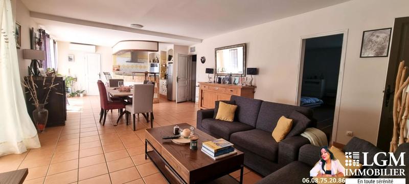 Maison - 170 m² - 10 pièces