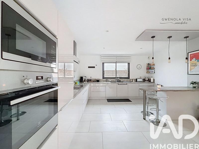 Maison - 135 m² - 5 pièces