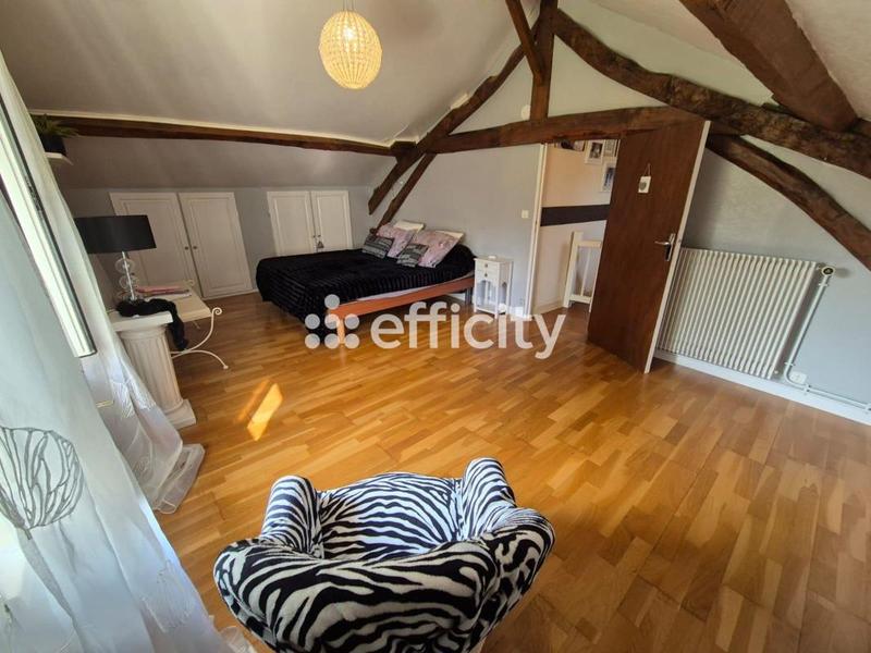 Maison - 175 m² - 9 pièces