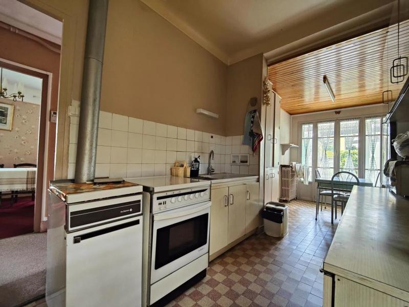 Maison - 140 m² - 7 pièces