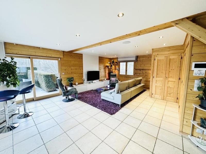 Châlet - 180 m² - 6 pièces