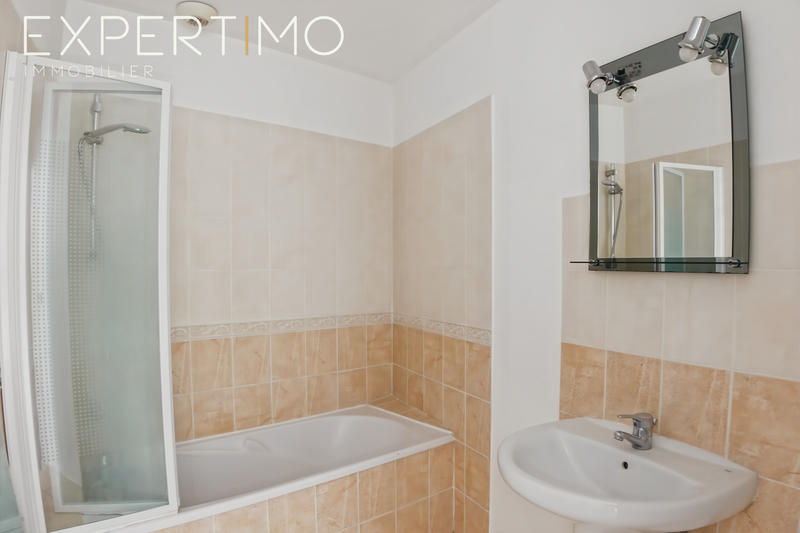 Maison - 70 m² - 4 pièces