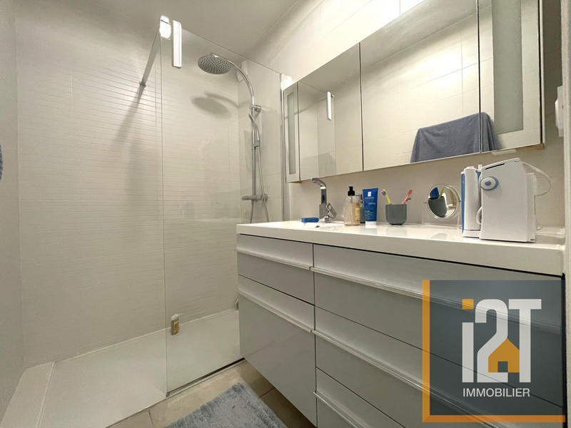 Appartement - 122 m² - 4 pièces