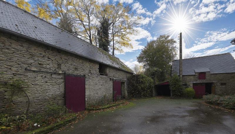 Maison - 160 m² - 9 pièces