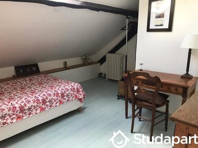 Chambre - 9 m² - 1 pièce