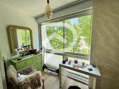 Appartement - 97 m² - 4 pièces