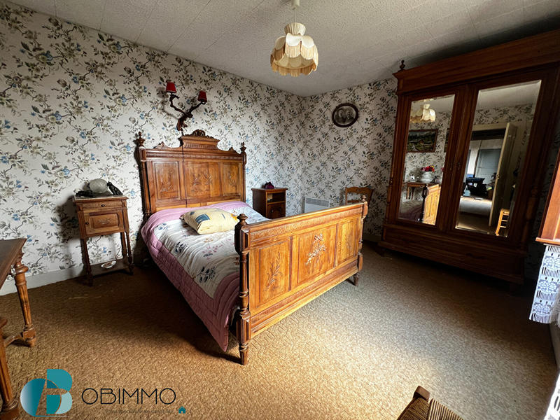 Maison - 284 m² - 10 pièces