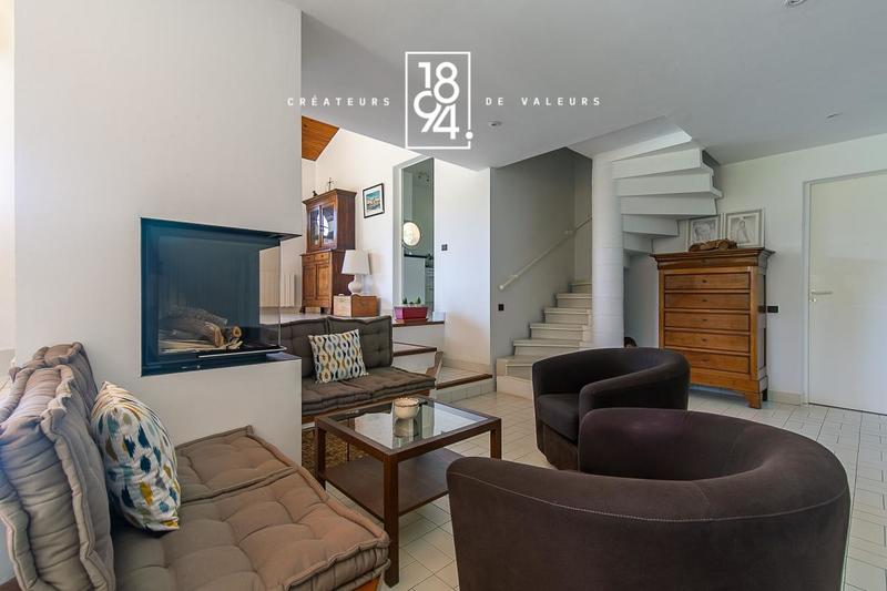 Maison d'architecte - 141 m² - 5 pièces