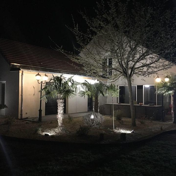 Demeure - 271 m² - 5 pièces