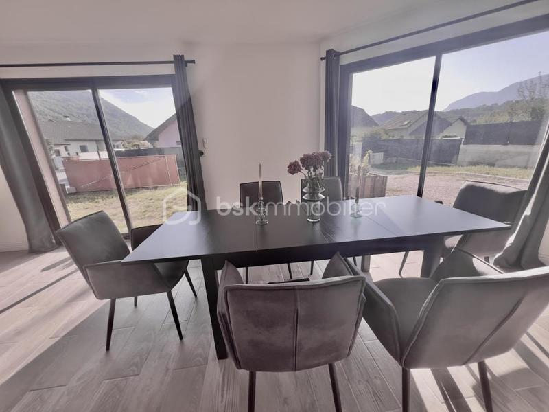 Maison - 124 m² - 5 pièces