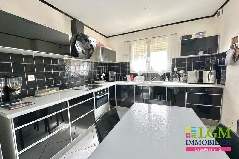 Maison - 130 m² - 4 pièces