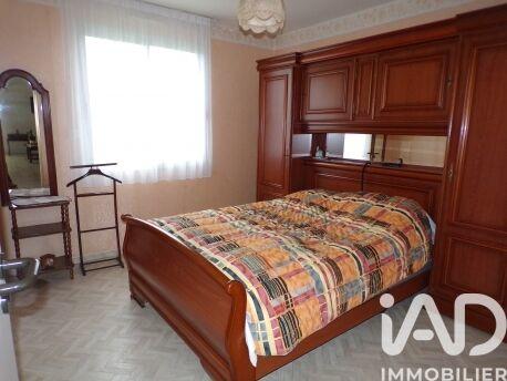 Maison - 104 m² - 4 pièces