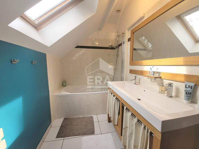 Maison - 109 m² - 5 pièces