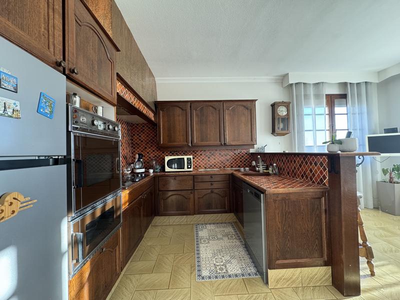 Maison - 163 m² - 6 pièces