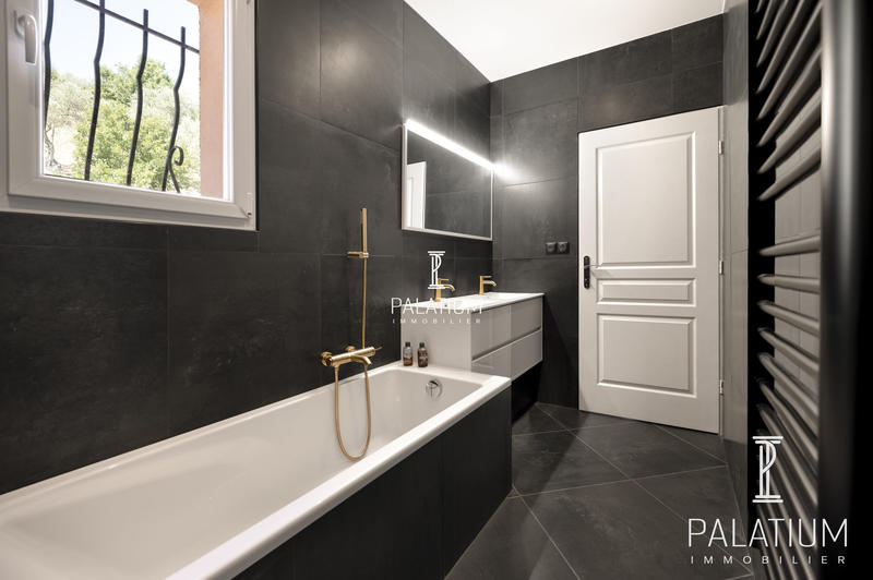 Villa - 152 m² - 5 pièces