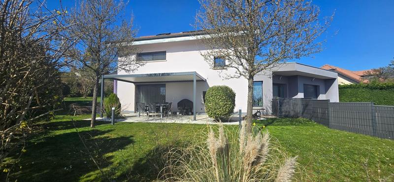 Maison - 147 m² - 5 pièces