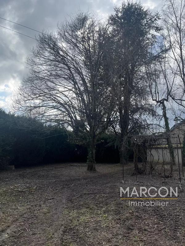 Maison - 207 m² - 9 pièces